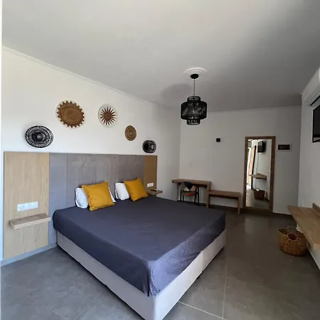 Guest house Tus Skiathos Town